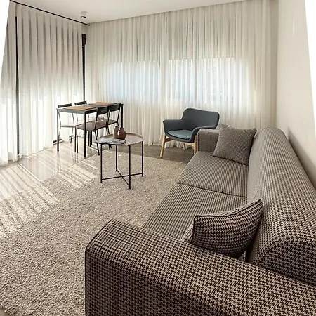 Leos Apart3 Apartment *