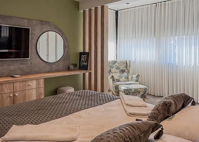 Leos Apart3 Apartamento