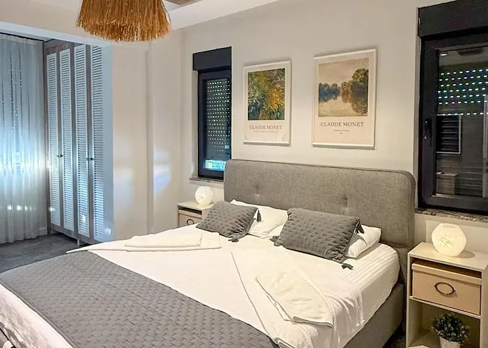 Apartment Leos Apart3 Side